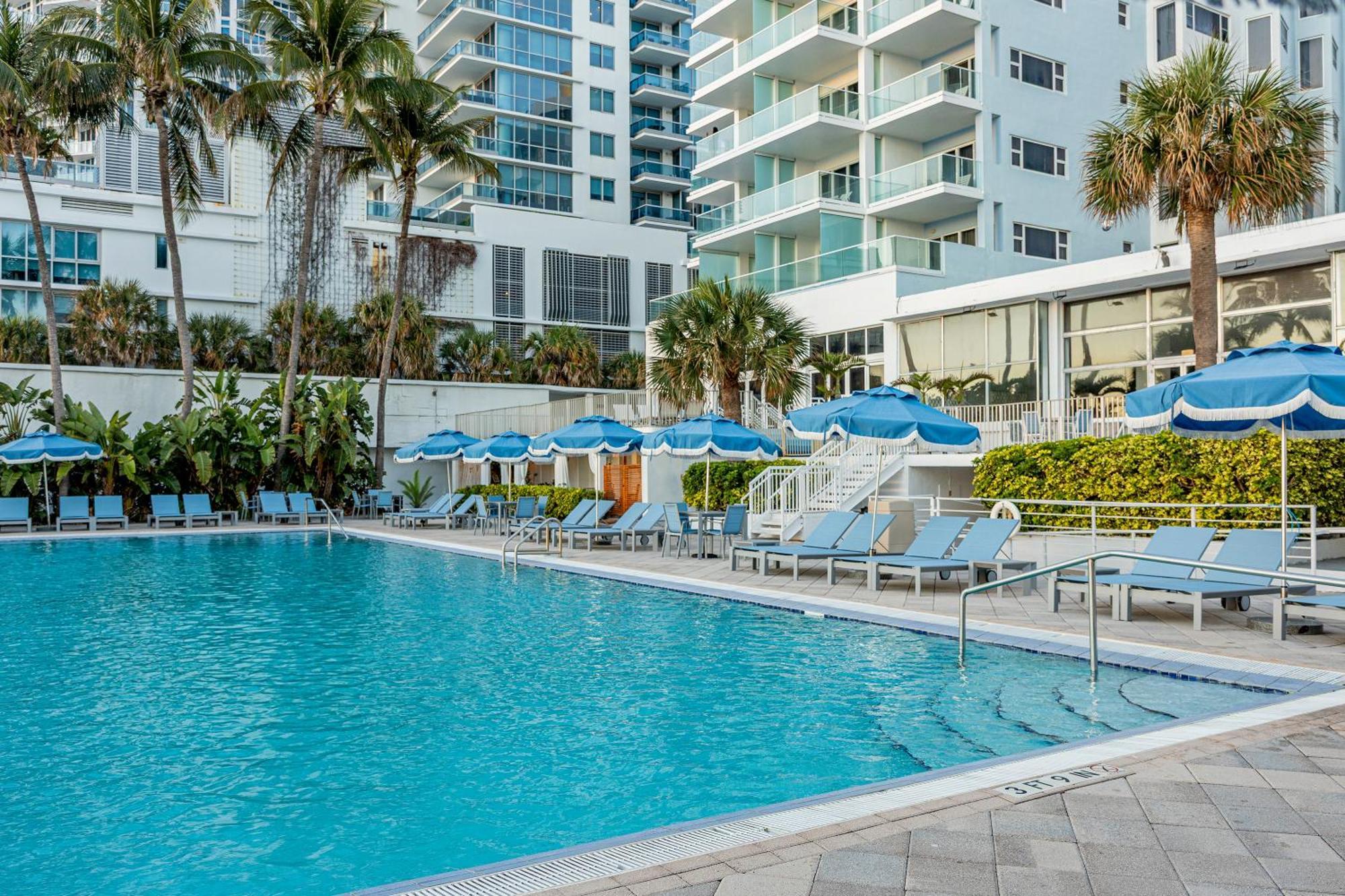 Sherry Frontenac Oceanfront — Photos 3